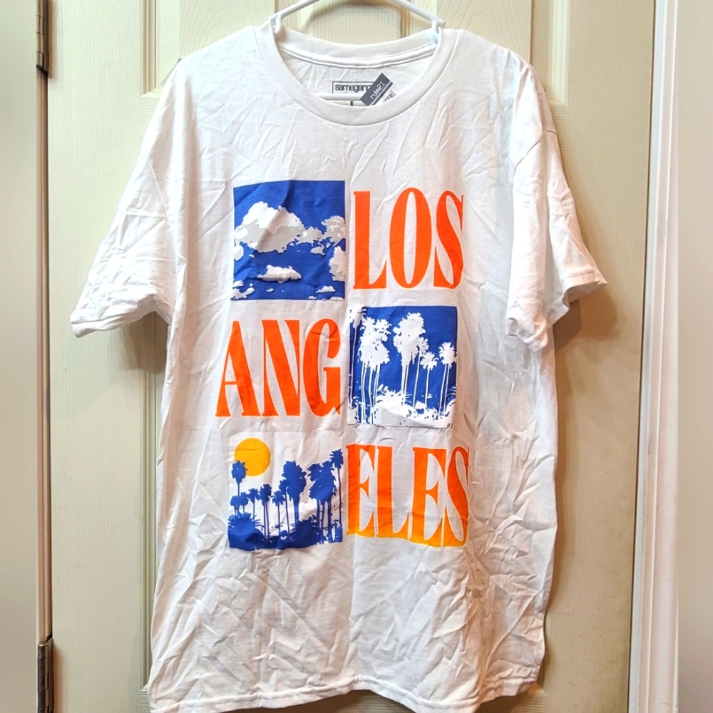 NWT Los Angeles Tshirt Size large